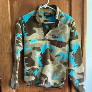Patagonia Blue and Brown Camo Fleece Jacket
